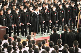 95ac9205edeb4ea484006488a4561f39