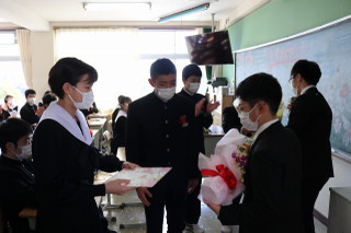 Fcb41a36905a4354bef66e2bb1ea102a