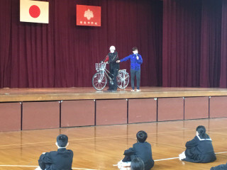 69abc37eeb794182a6b9b01eaead433e