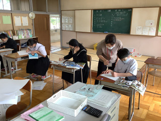 90e41ef80e644ca4b16ea16876a48323