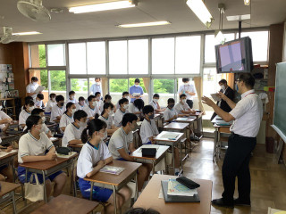 F0d5e82b05b247e7961f87ebe384a407