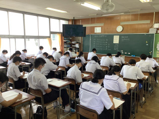 Bf3d2c5c4f9e4da38c242fe5321b7c89