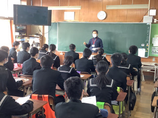 43b02ca6cbe246c79fe2dca72b992ffe