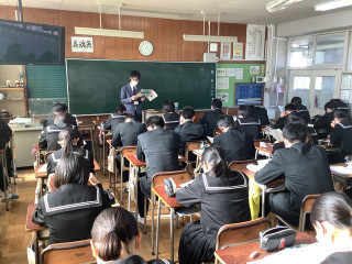 658e7743e399435ea7b28c335da0e99b