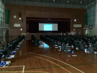 F1ae7b56bc134a62a60f43f4b6ce1383