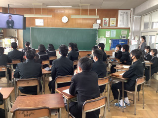 32c7f8a927a74a828889044a726ee744