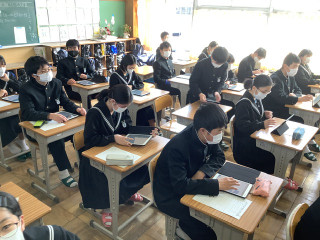 4c03a4d5d5144442a26672592ac872e2