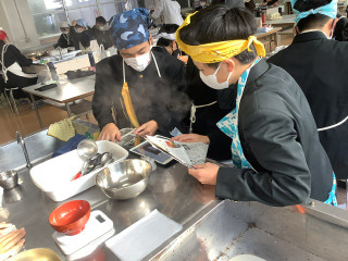 97bd88f9816d4c82b727686b5af1c90f