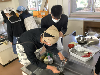 E37b2ab7a57e4f0f823dc64c7c3d5993