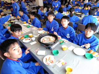 793217c92539493f9eeb40b11b956e0f