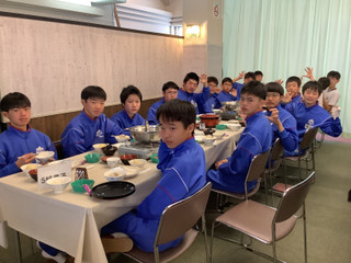 806dee11dd3f4e3d8693d52a27c91570