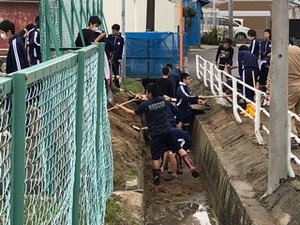 4bb873dc9f3a4b749707ab86959d1a9d