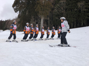 Line_456280621110315