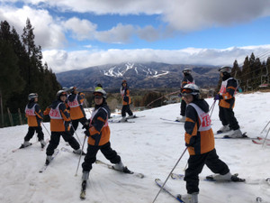 Line_464367741053792