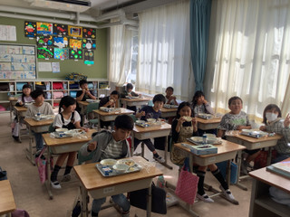 7bab6702289e483882aaab7722a9455d