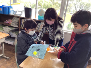 1a9131f9d4044f688045f171a95d98d9